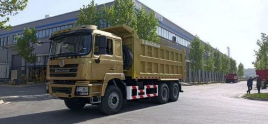 Vélos de décharge SHACMAN F3000 6x4 380 EuroII Or 30 à 50 tonnes Moteur diesel 8x4 Vélos de décharge à bascule