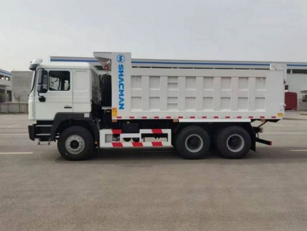 Nouveau chariot à 10 roues SHACMAN F3000 6x4 340 chevaux Euro II blanc