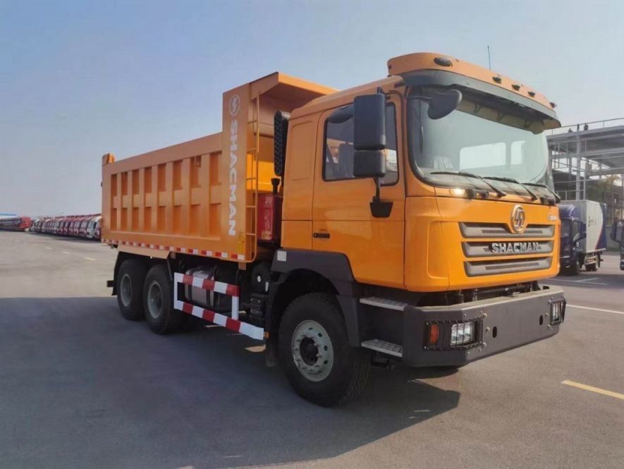 SHACMAN Single Sleeper Dump Truck F3000 6x4 400hp EuroII Des performances puissantes et une capacité de charge utile