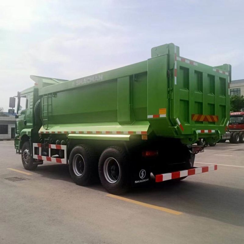 Pour les véhicules à trois essieux, le véhicule à trois essieux SHACMAN H3000 6x4 400HP EuroII 50Ton