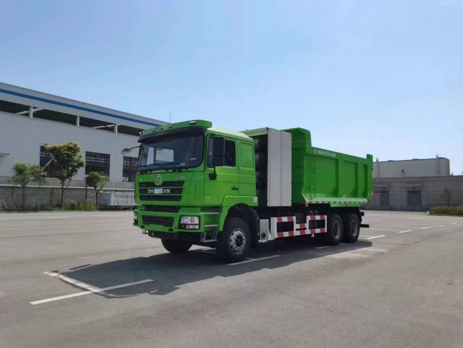 10 roues SHACMAN F3000 CNG Dump Truck 6x4 Euro V WEICHAI-430HP Vert Parfait pour la construction et l'exploitation minière