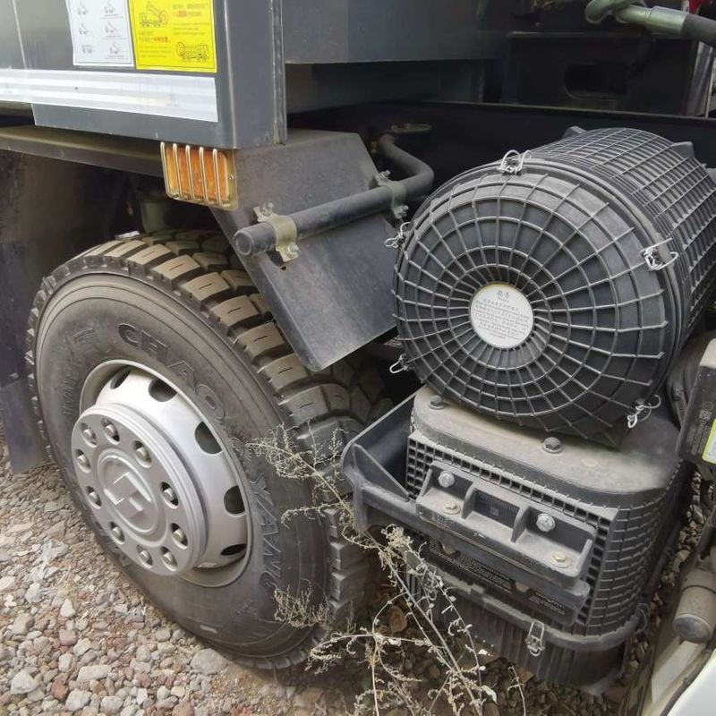 14 pieds de hauteur, camions lourds équipés de freins pneumatiques et de suspension aérienne