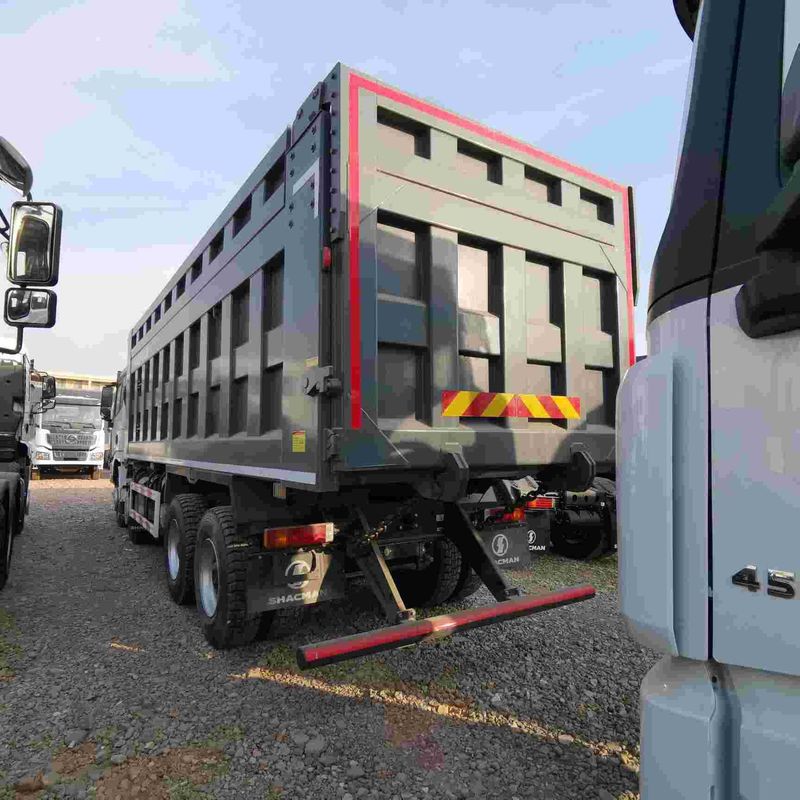 14 pieds de hauteur, camions lourds équipés de freins pneumatiques et de suspension aérienne