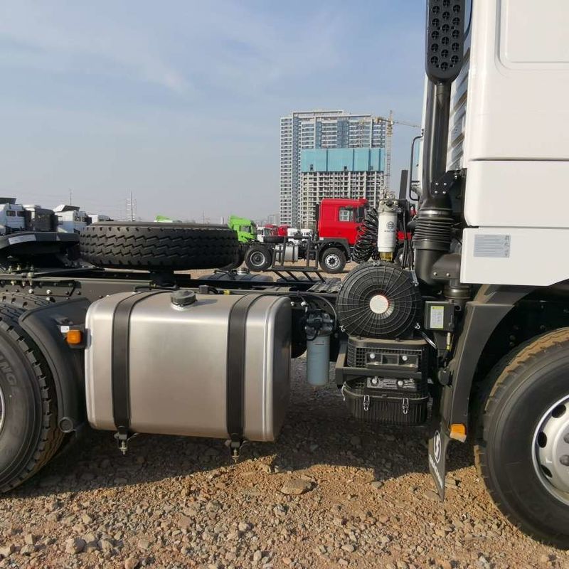 Roux SHACMAN F3000 375HP Euro V 6 roues Tracteur tête 4x2 moteur WEICHAI