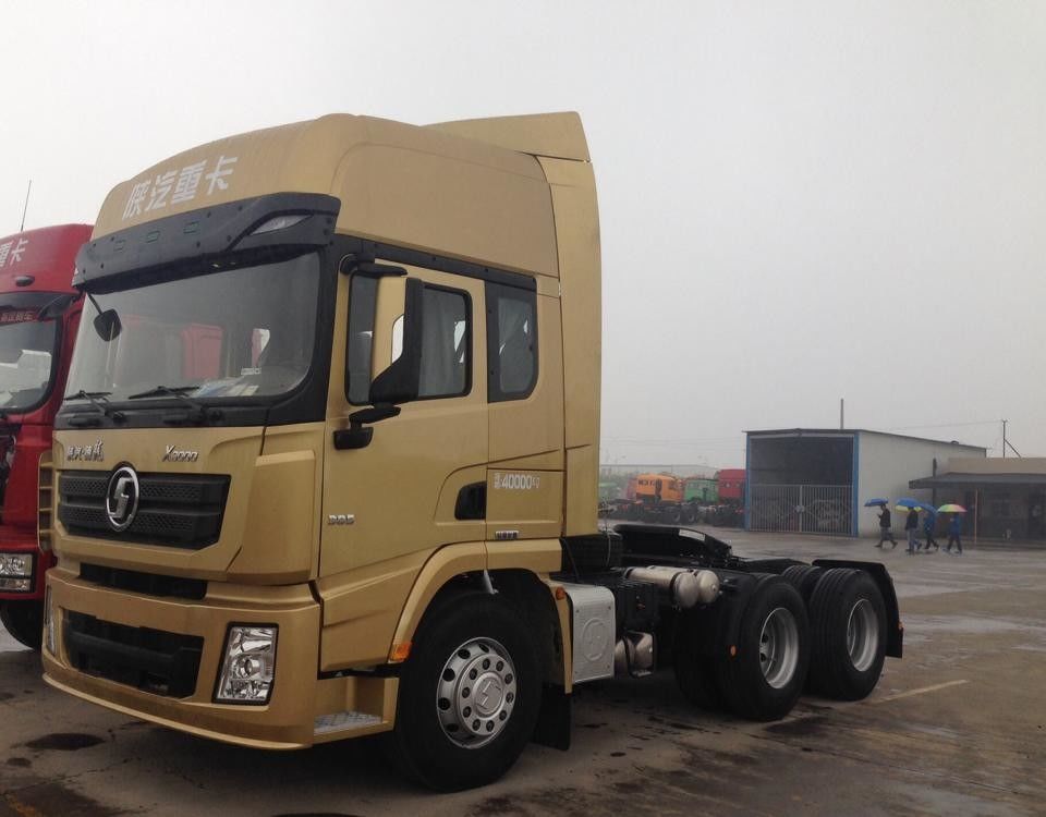 Shacman X3000 camion à remorque 430HP 6x4 tracteur camion tête moteur WEICHAI À vendre