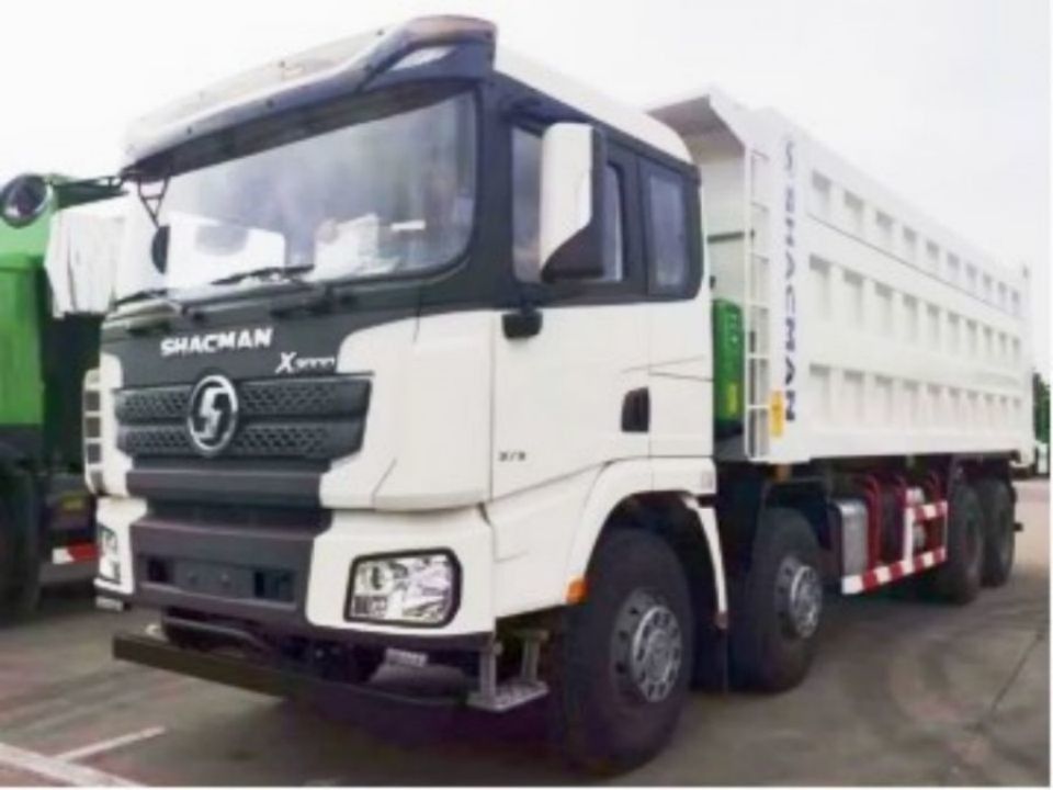 SHACMAN 8x4 440 chevaux EuroV chariot de décharge lourd blanc 20 à 30 tonnes chariot de décharge à bascule