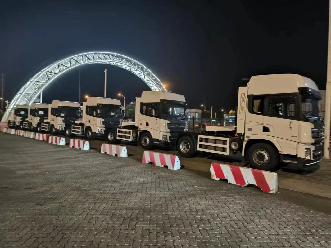 SHACMAN X3000 4x2 camion tracteur 430 chevaux écologique Euro II avec 6 pneus