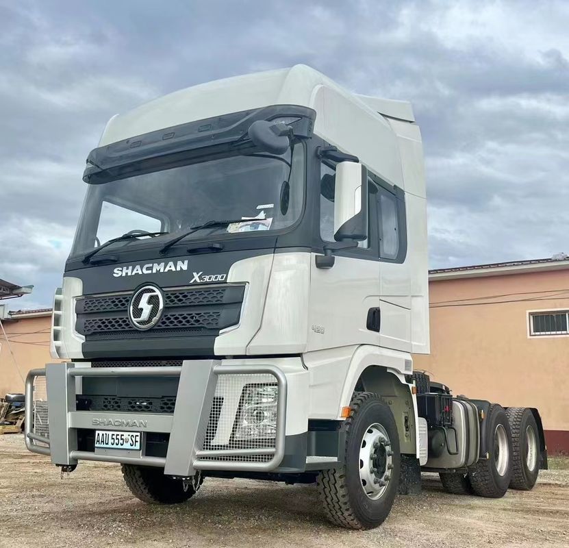 Tête de tracteur Euro 3 10 roues SHACMAN 450 ch X3000 6*4 Tracteur camion utilisé Transport Construction