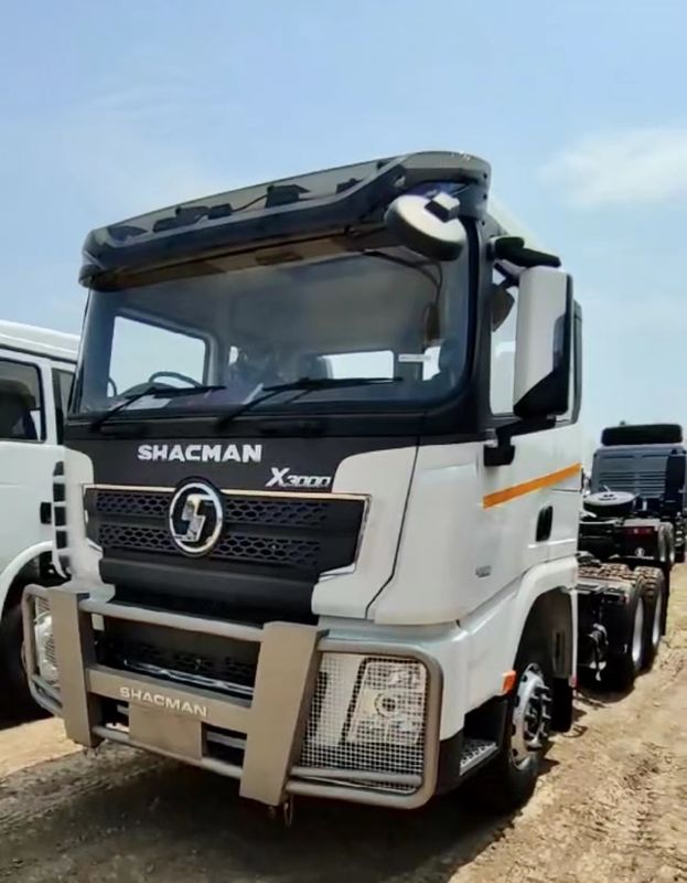 Tête de tracteur Euro 3 10 roues SHACMAN 450 ch X3000 6*4 Tracteur camion utilisé Transport Construction