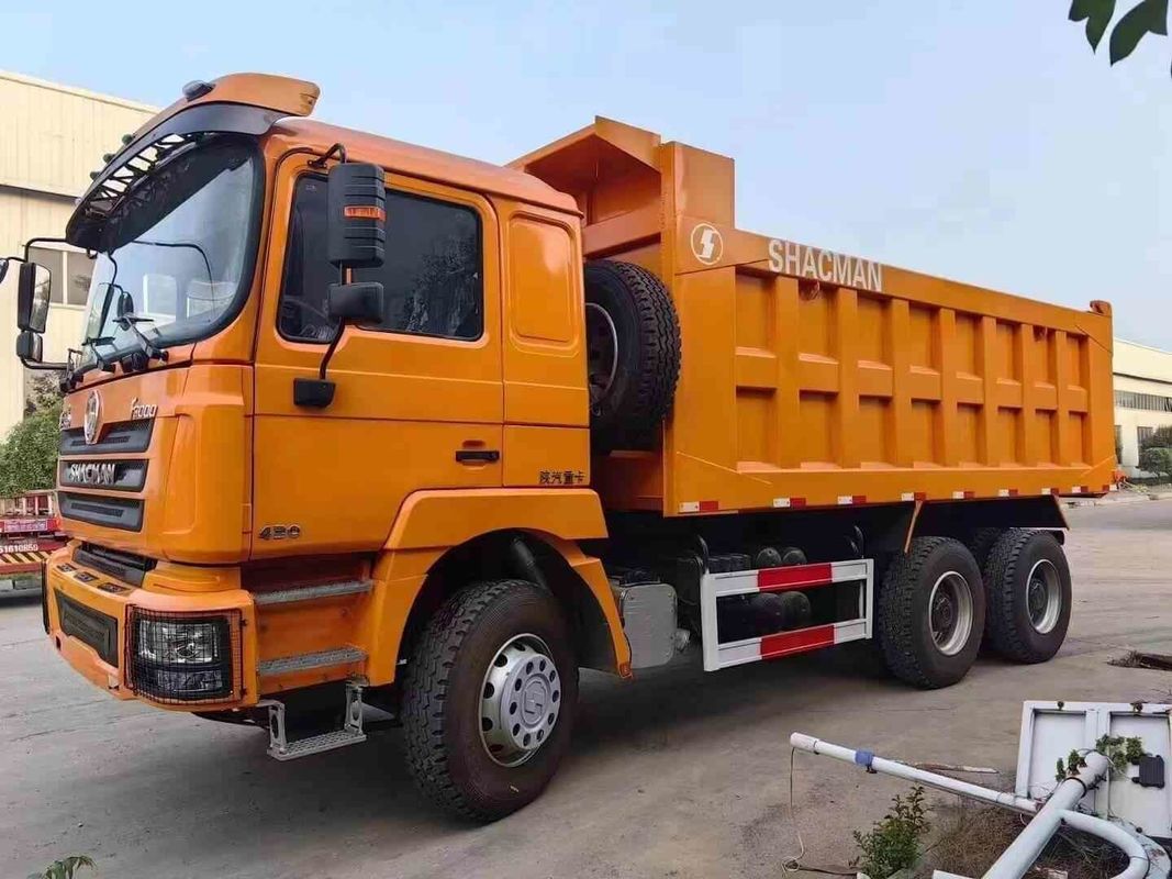 Neon Red Truck lourd de 20 mètres cubes de capacité MAN système d'atténuation de la collision des essieux