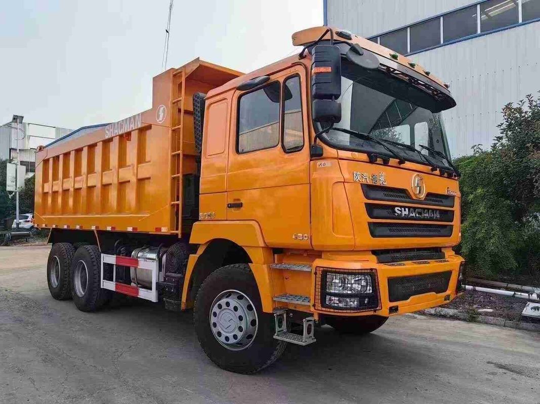 Neon Red Truck lourd de 20 mètres cubes de capacité MAN système d'atténuation de la collision des essieux