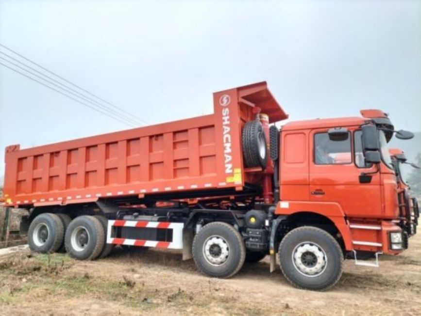 Camion à décharge lourde 20 mètres cubes Capacité de la carrosserie de décharge 6x6 6x4 8x4 Type de conduite