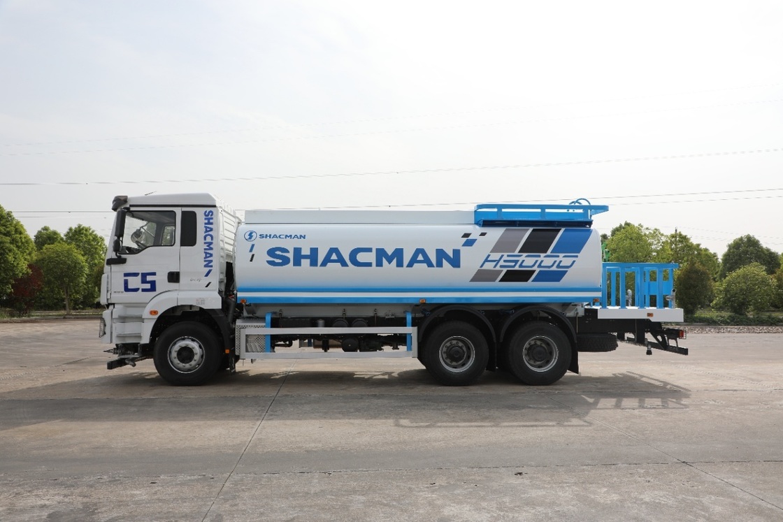 Camion-citerne SHACMAN H3000 4X2 avec moteur 336CV, réservoir de 10m³ et conduite à gauche Euro Ⅲ